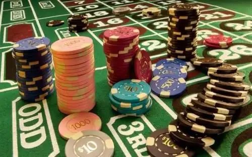 Vòng quay thưởng free spin bonus round trong slot nổ hũ gg66